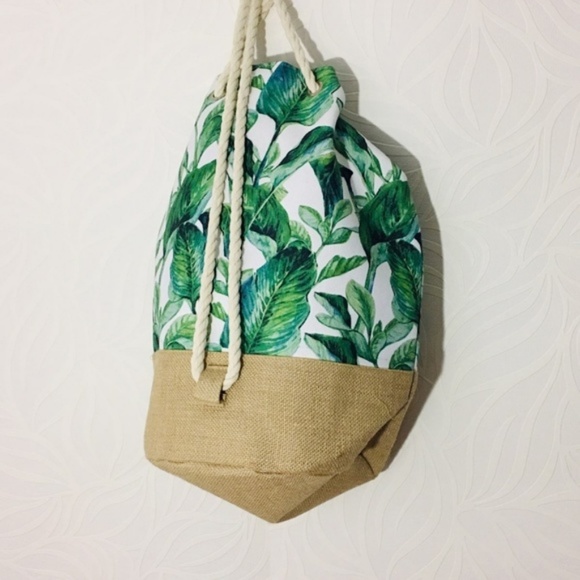 Beach Bag- Beach Handbag- Backpack - Picture 2 of 7